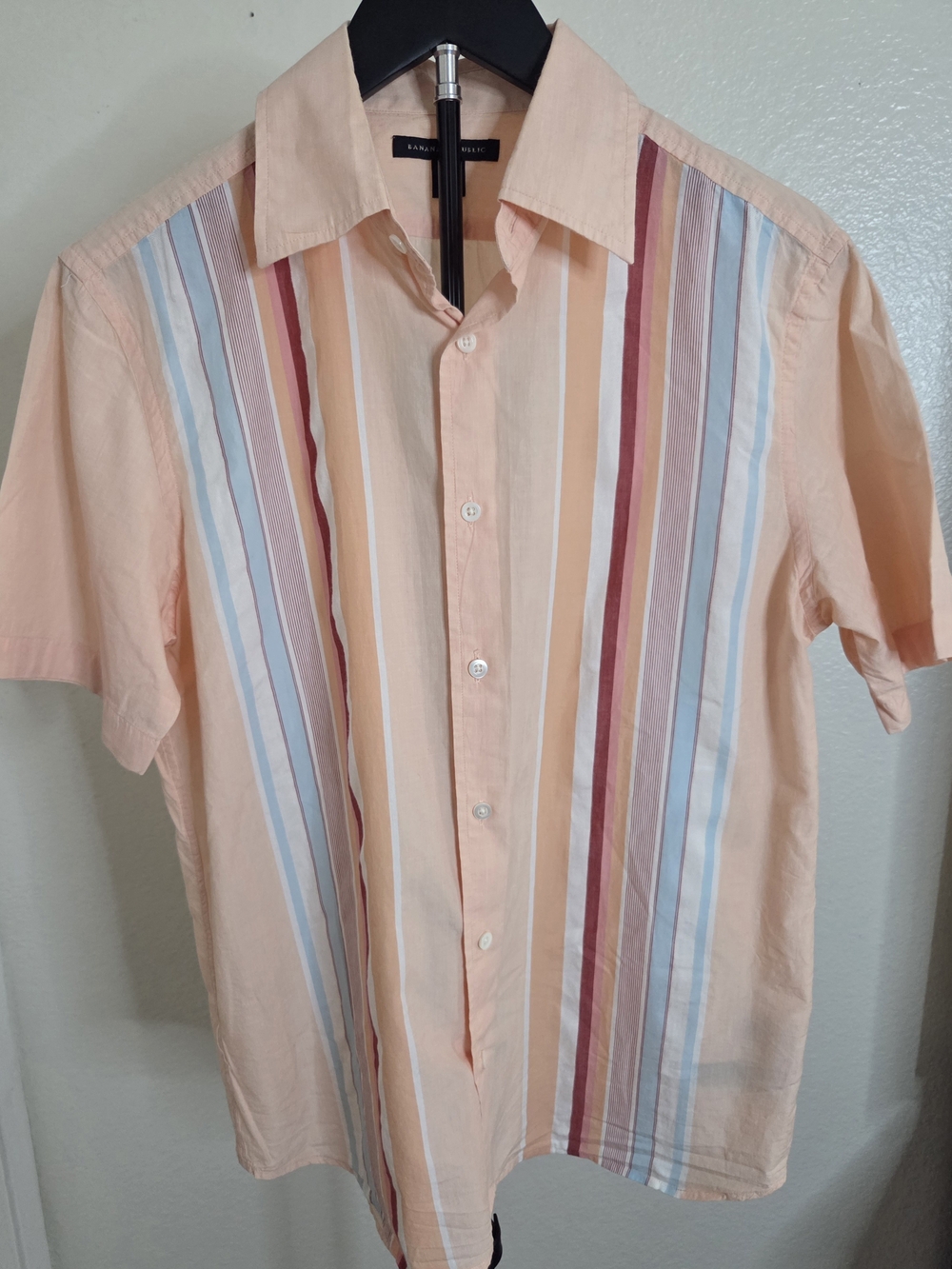 Banana Republic Peach Multi-Stripe Short Sleeve Button-Down Shirt